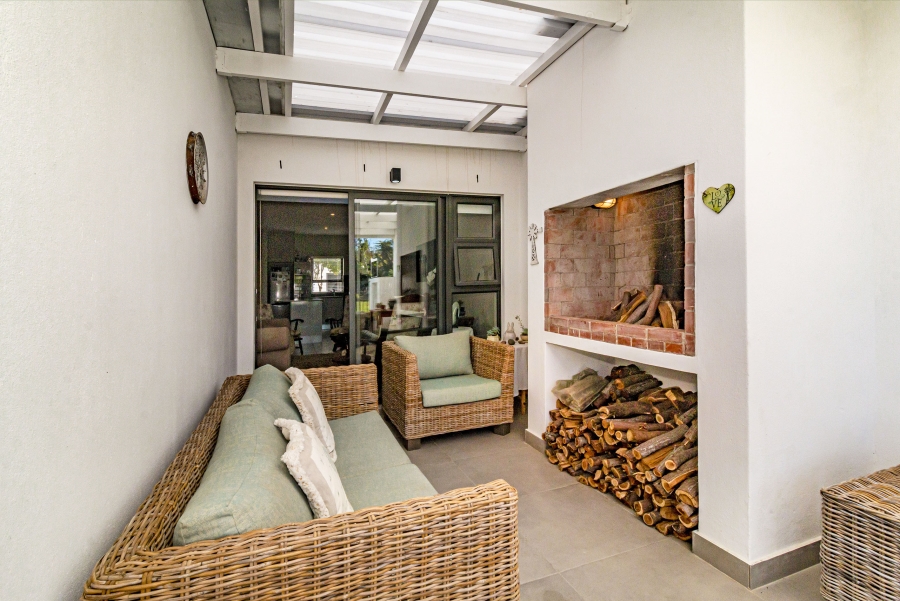 To Let 4 Bedroom Property for Rent in Croydon Gardens Estate Western Cape